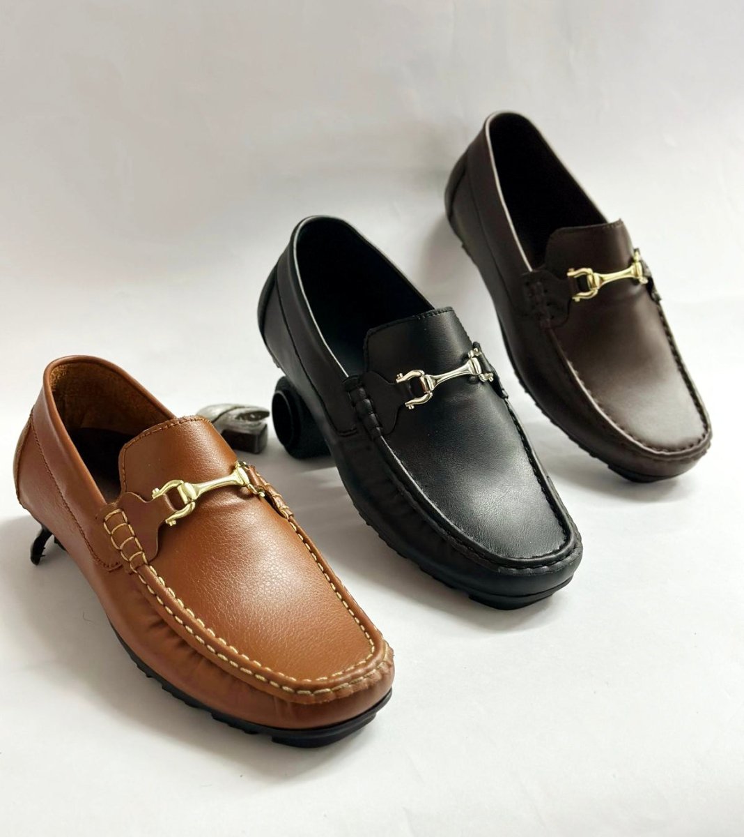 Mocasin Clasico en Cuero - Shopping Madrid Imports